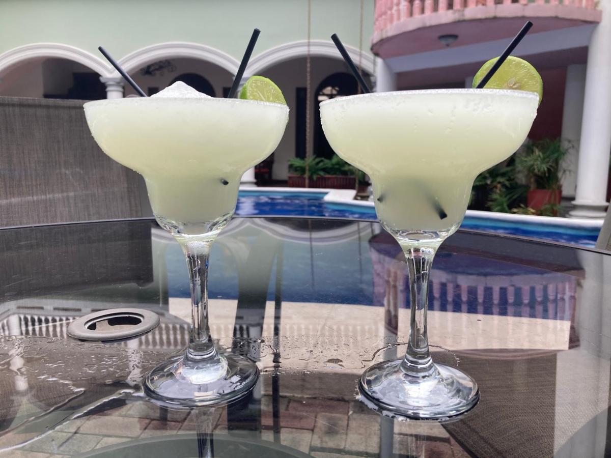 雷亚尔梅赛德酒店 格拉纳达 外观 照片